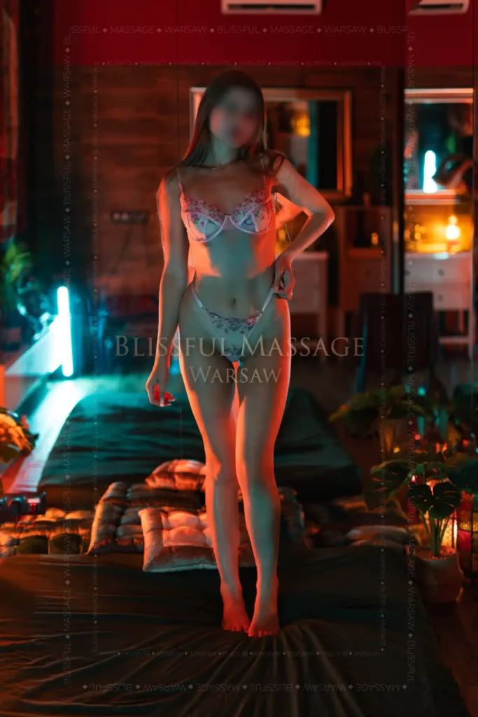 ekskluzywny-masaz-nuru-ola-warszawa-blissful